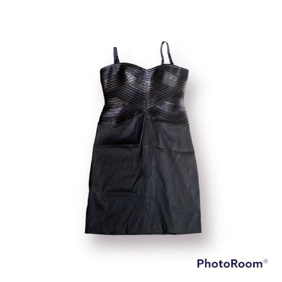 BCBGMAXAZARIA | Black smoke comb strapless formal dress - Picture 4 of 16